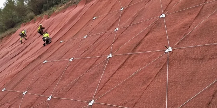 Slope Stability Analysis in Corpus Christi: Coastal Geology & Engineering Solutions